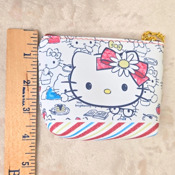 Hello Kitty Coin Purse - Picture 5 of 6
